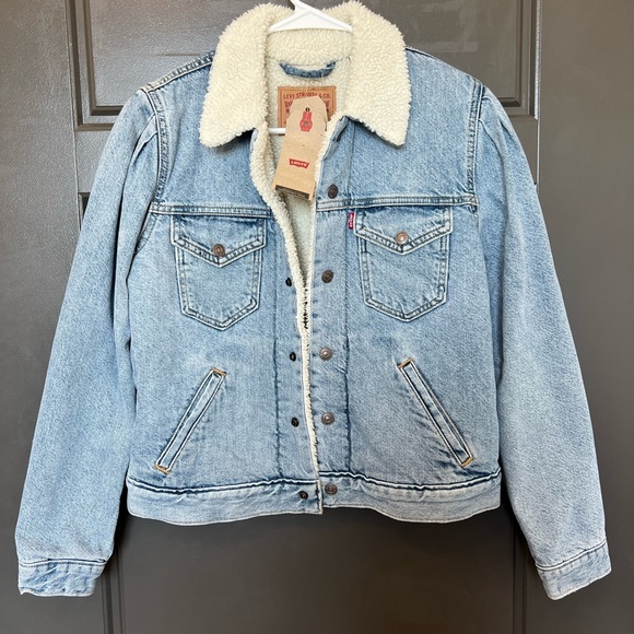 NWT LEVIS SHERPA TRUCKER JACKET - Picture 3 of 6
